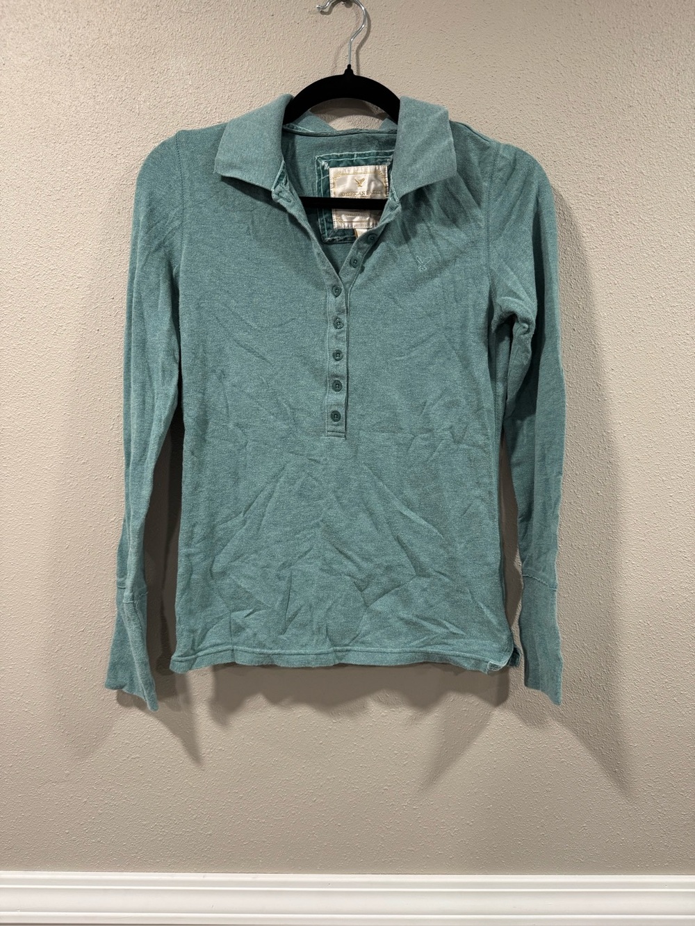 Vintage Y2K American Eagle Outfitters Henley Polo Long Sleeve Bella Swan Core